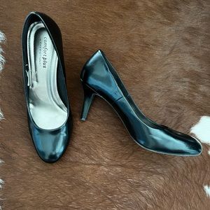 Black Comfort Plus Round Toe